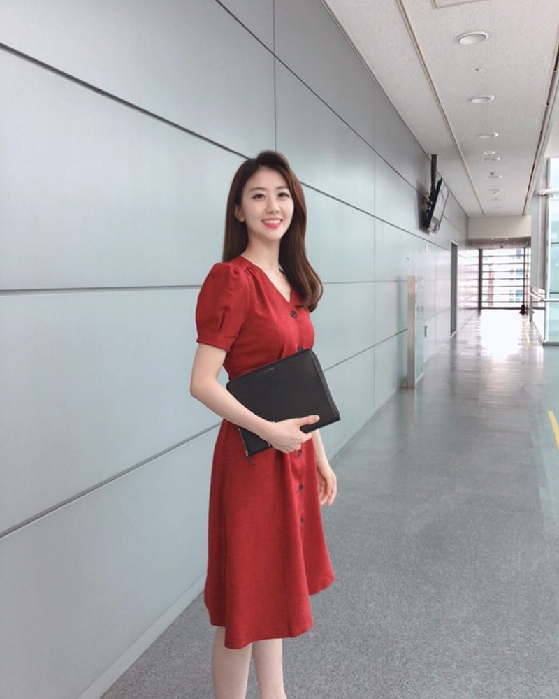 전소영 기상캐스터 내츄럴한 매력의 그녀
