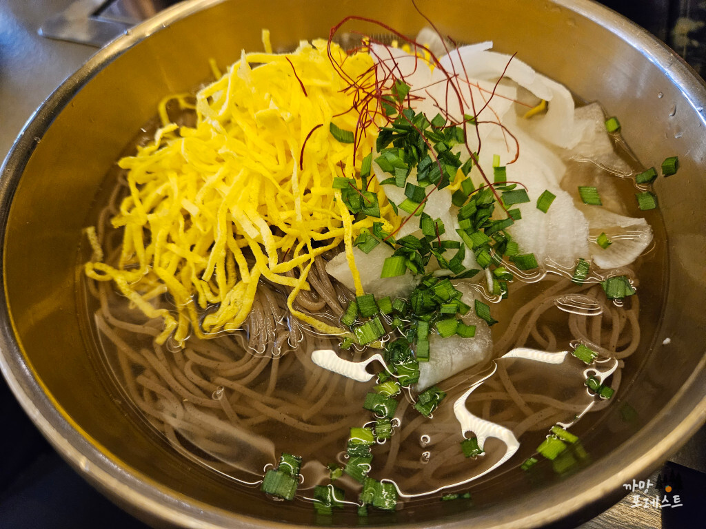 강남역 육품 냉면