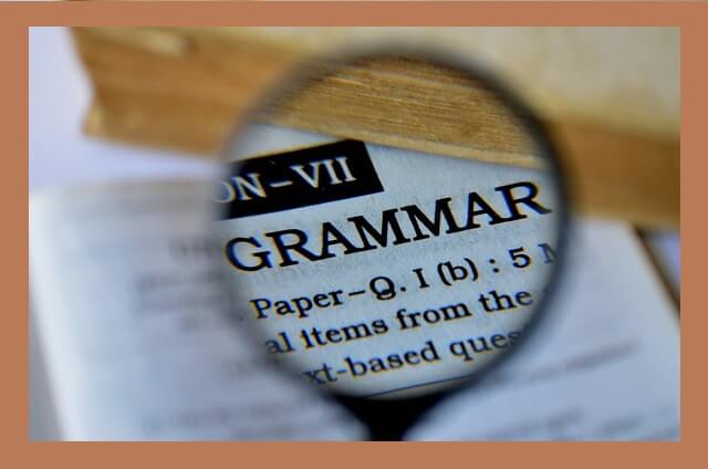 문법-단어-확대한-돋보기