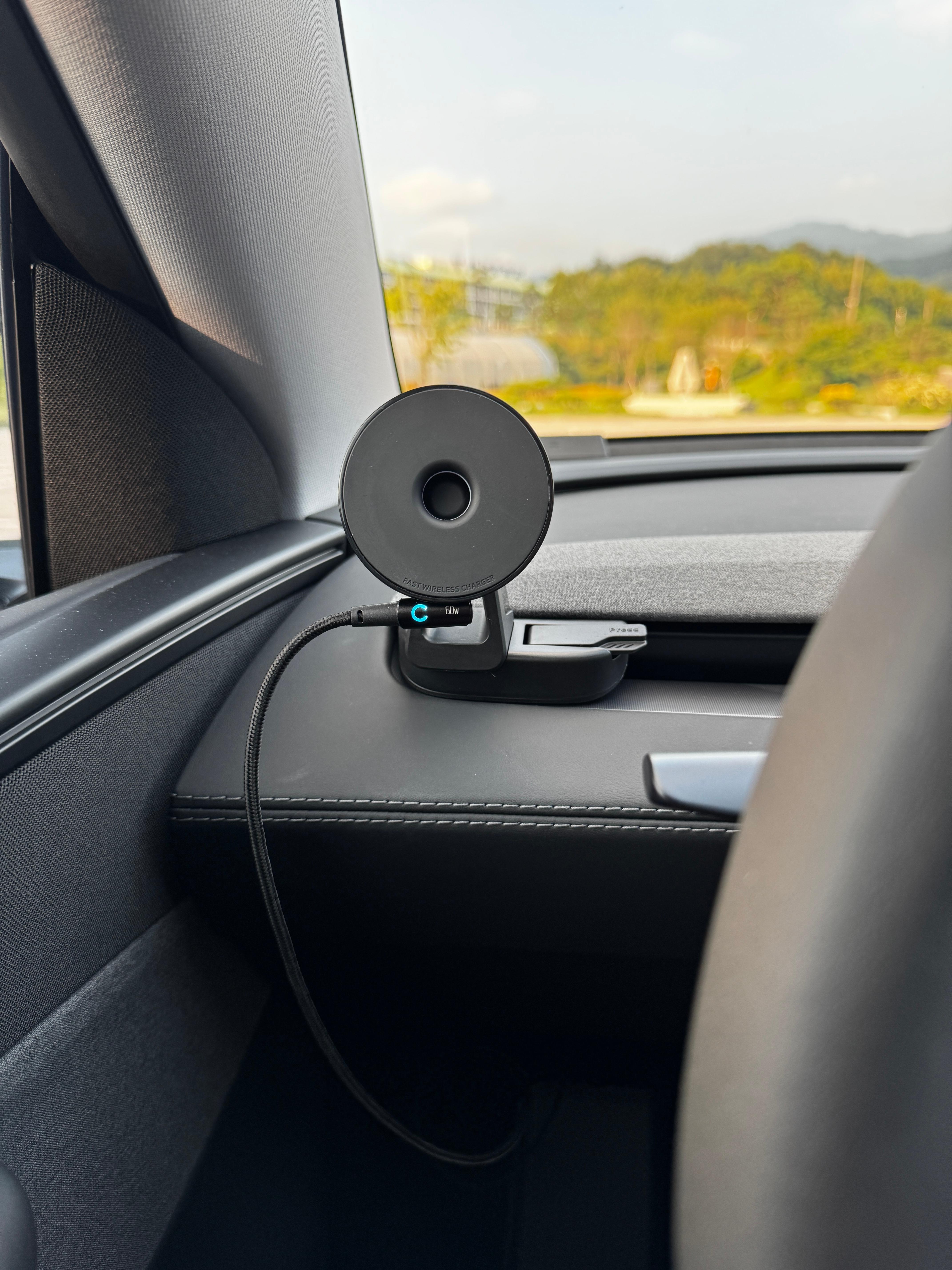 핸드폰 거치대 이미지