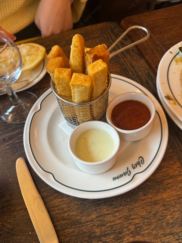 이게 진짜 맛도리였어요. 엉트레 두부튀김