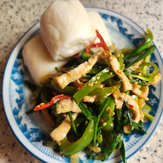 부추잡채와꽃빵