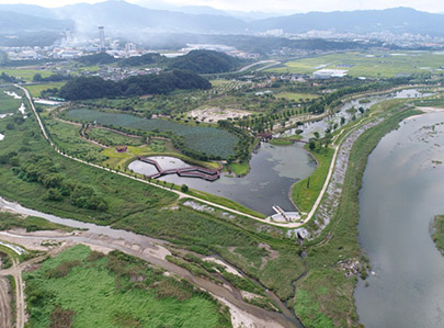 [4월~5월 여행지]만개한 꽃잔디와 봄날의 감동, 거창창포원에서 만난 힐링의 순간