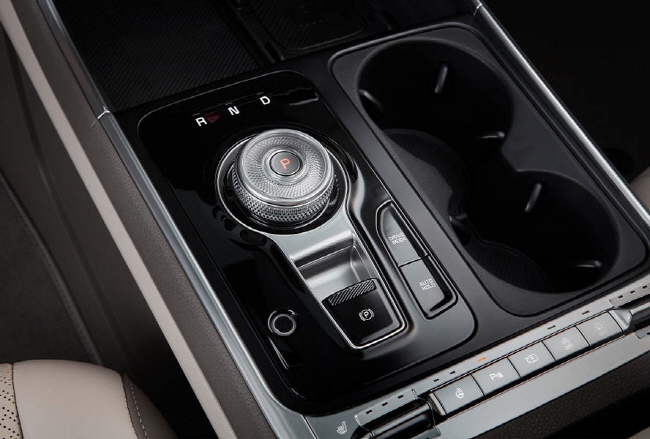 카니발 하이브리드 실내디자인