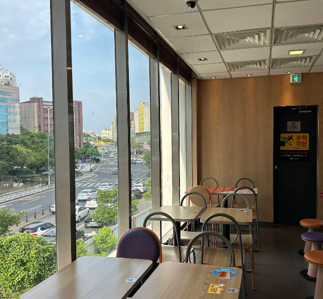 맥도날드 제주노형DT