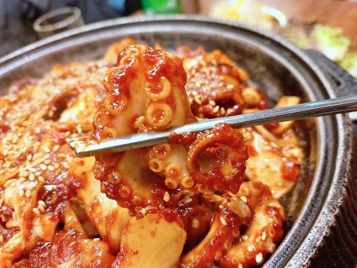 생생정보 강서 방화 27년 전통 쭈꾸미 볶음 맛집