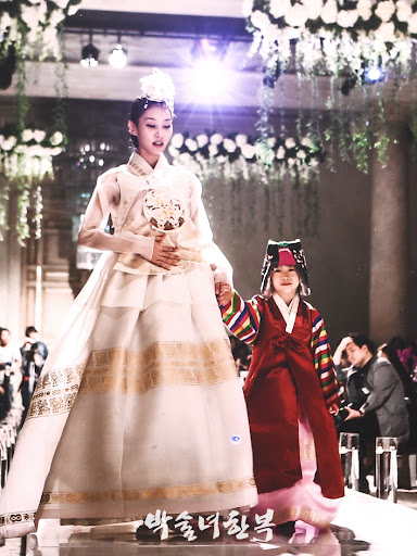 Traveling to South Korea: Cultural Heritage and Modern Wonders