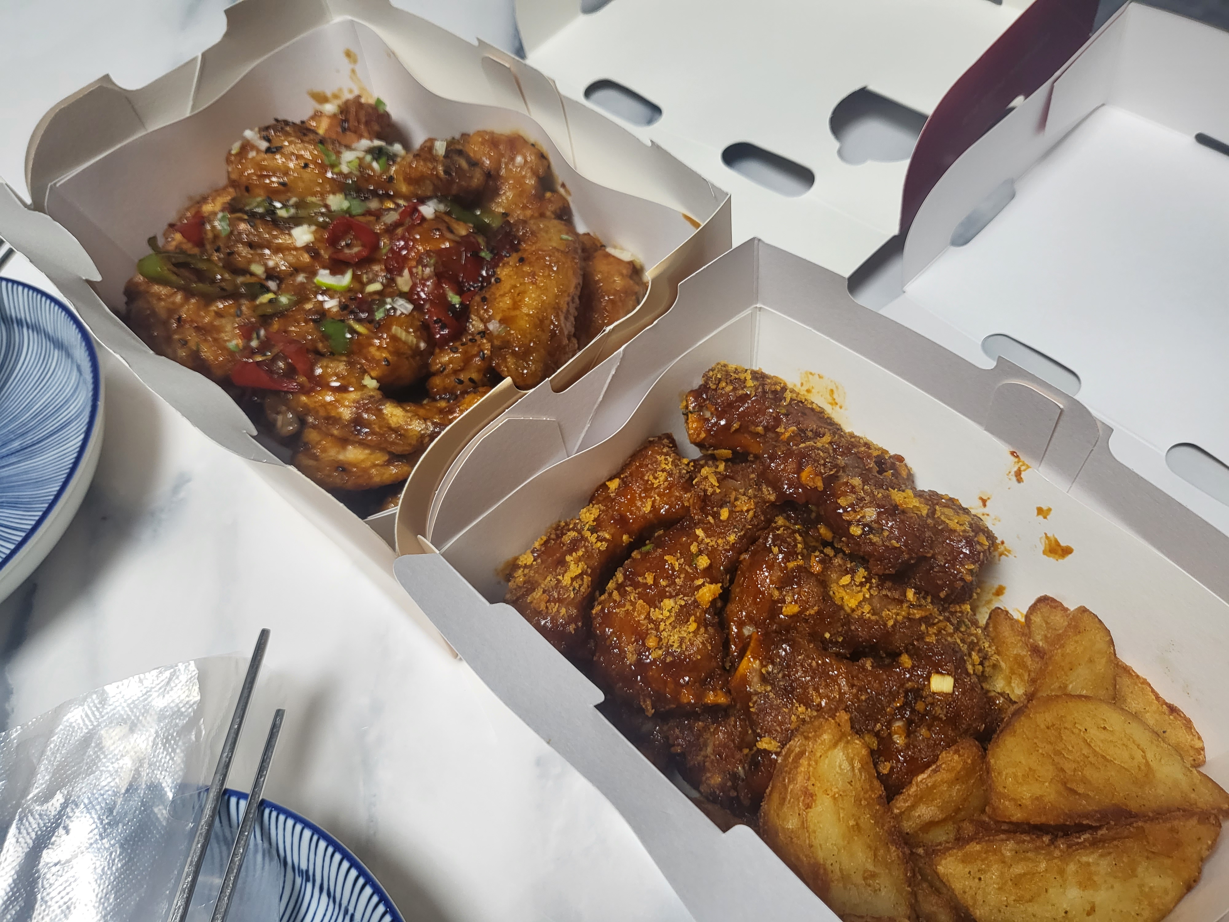 BHC 맛초킹&#44; 레드킹 폭립