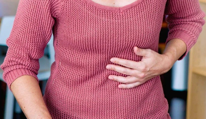 명치 통증 원인 12가지 및 명치가 아픈 증상 병원 약 정보 총정리