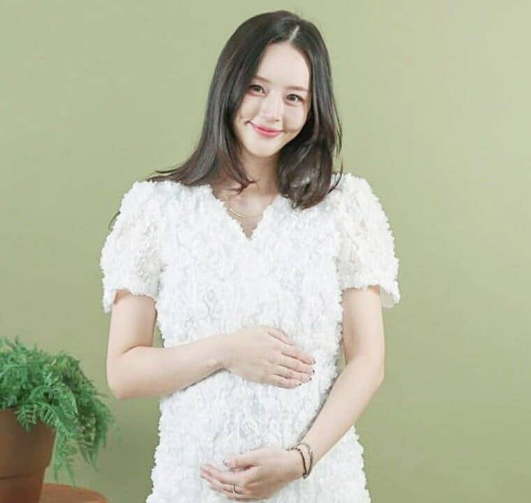 가수-KCM-아내