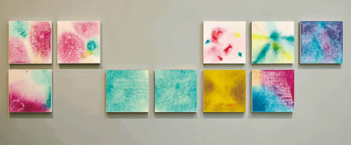 투명하고 향기나는 천사의 날개 빛깔처럼, 녹인 비누를 굳혀서 만든 페인팅 시리즈