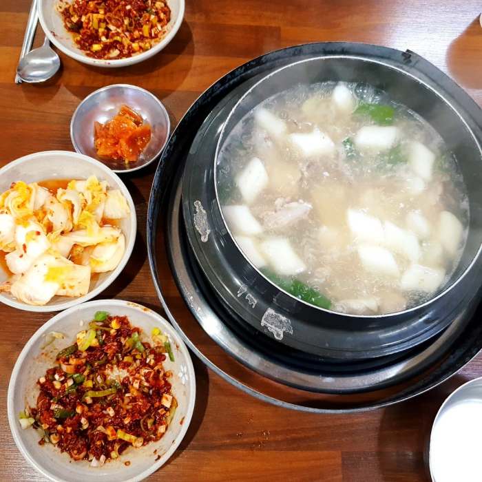 식객 허영만 백반기행 지수원 편 닭탕 닭한마리 닭칼국수 닭볶음탕 시흥 맛집 소개