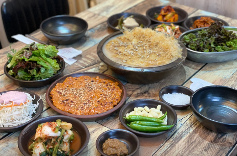 닭백숙 청송 명궁약수가든