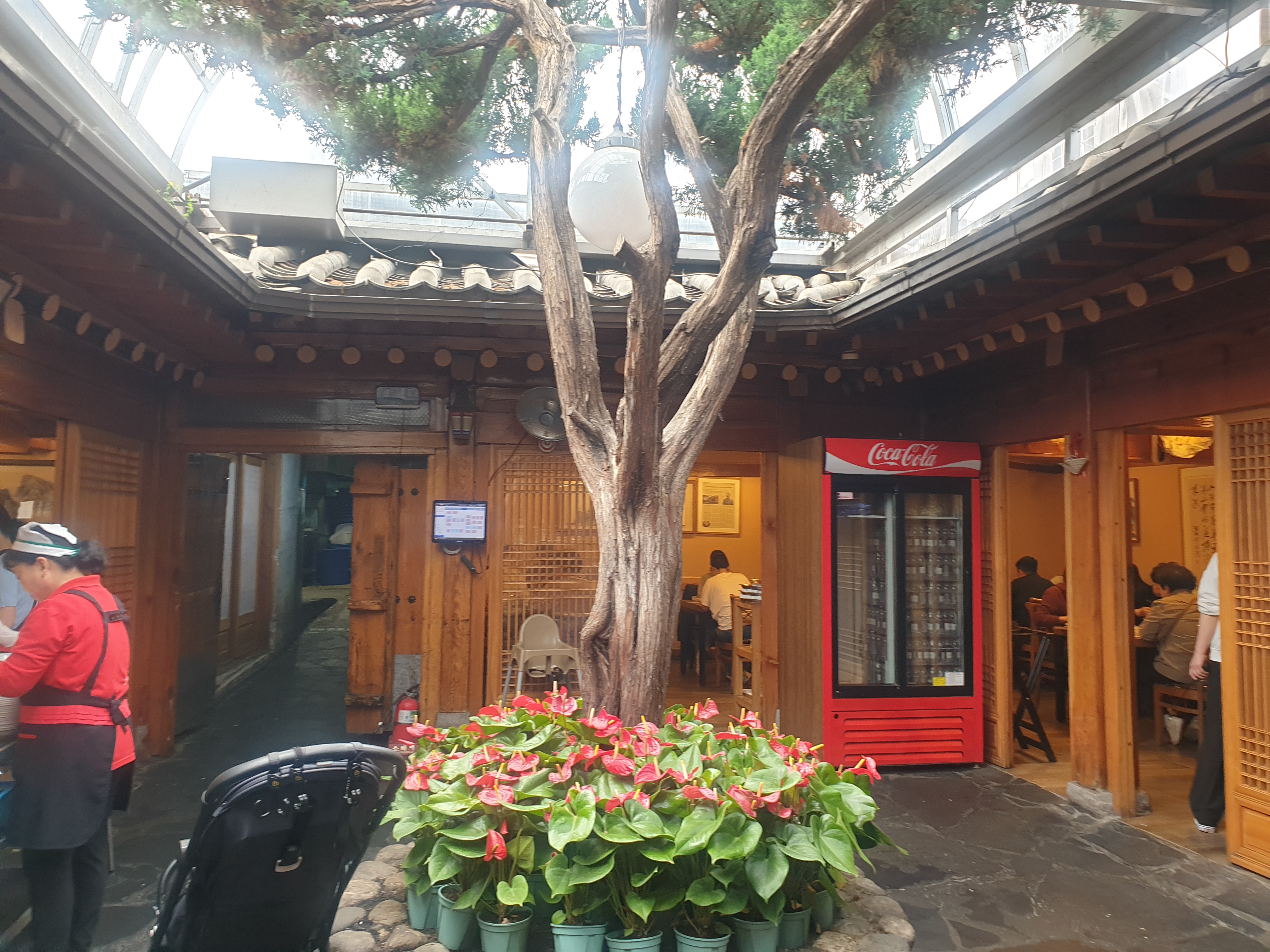 효자동 토속촌 내부