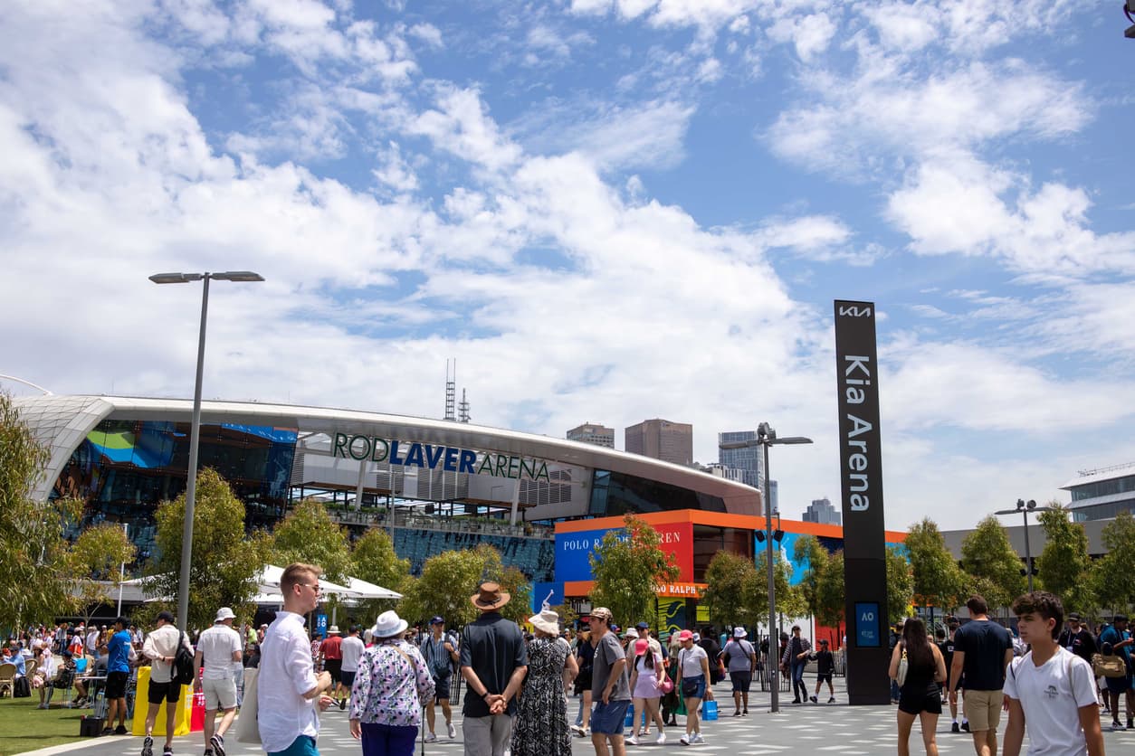 로드 레이버 아레나와 기아 아레나의 풍경