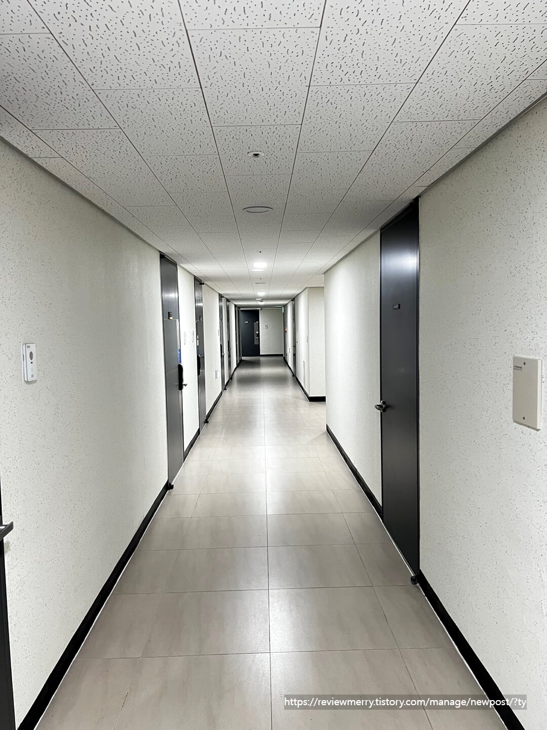 숙소 복도