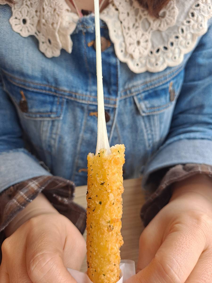 롯데리아 치즈스틱 늘어나다