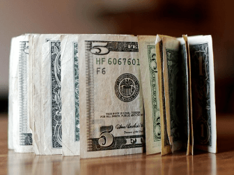 정부: 채무 조정