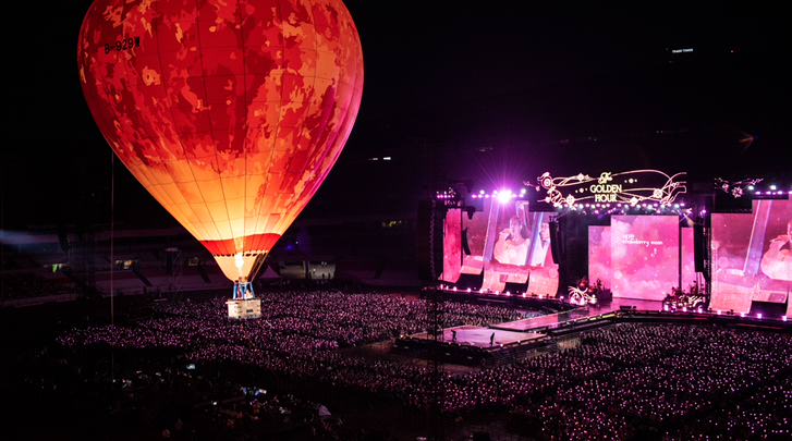 아이유 더 골든아워 콘서트 2022