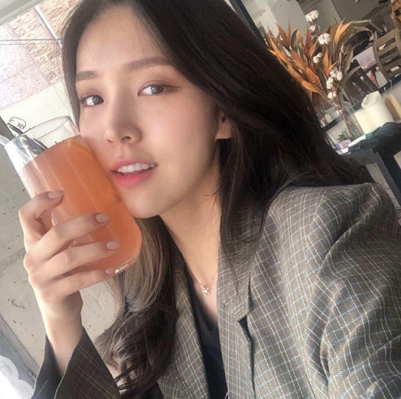 김지은 인스타 셀카