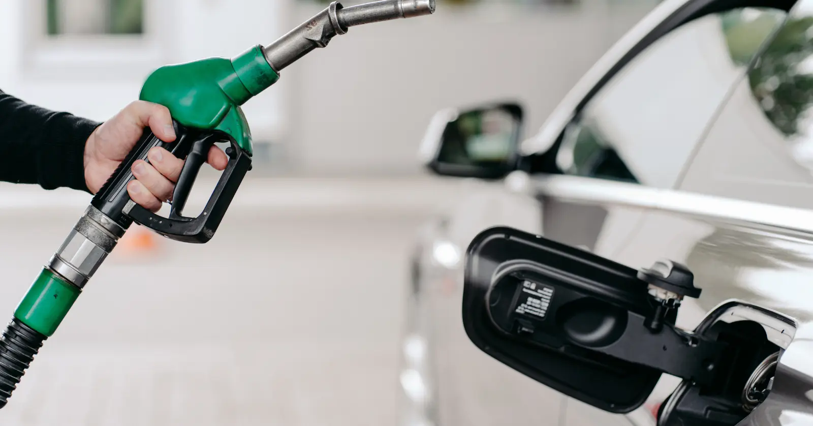 유류세 인하 종료? 연장과 축소된 인하율의 실체