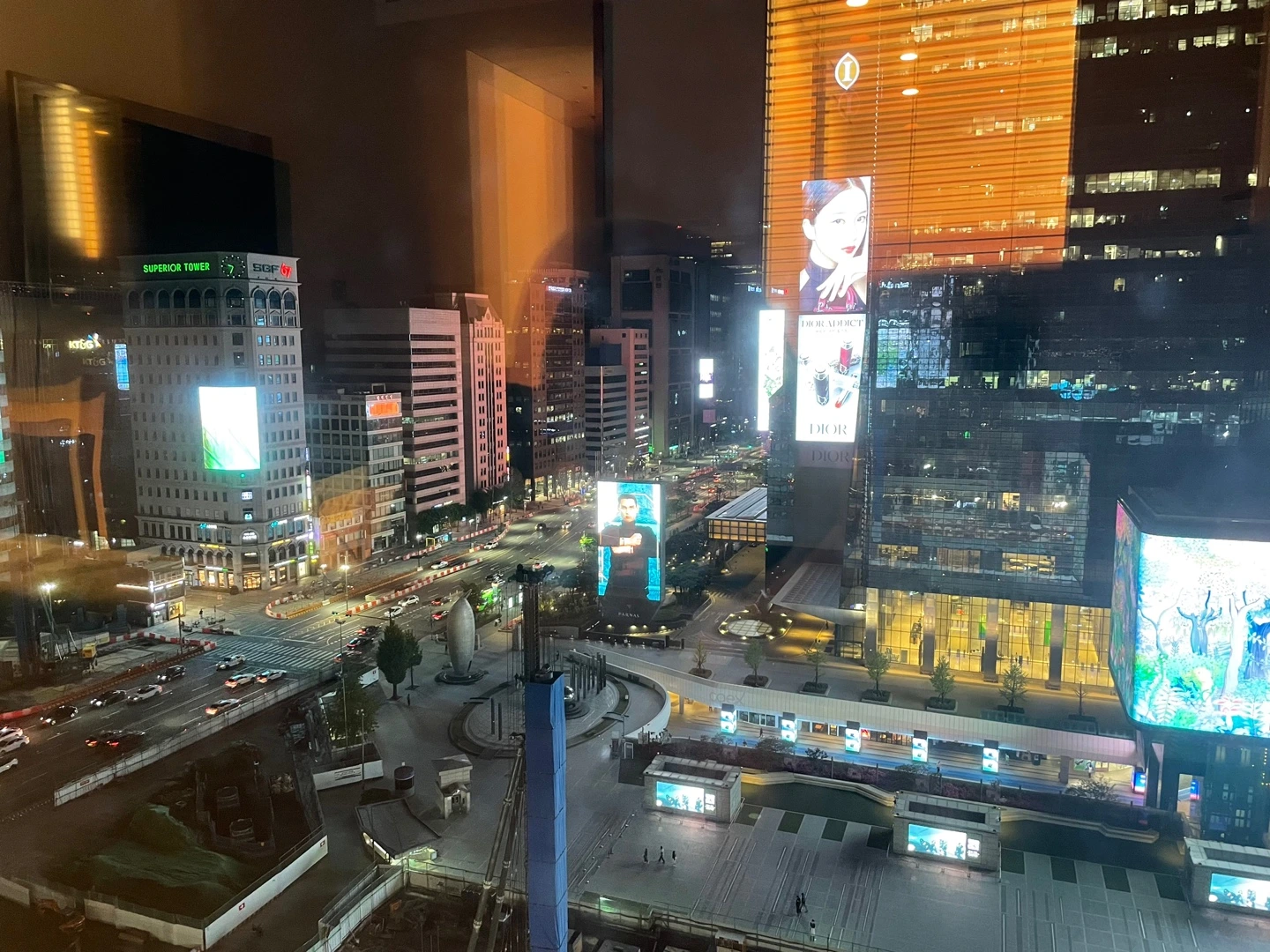 신라스테이-삼성-디럭스-더블-룸-테헤란로-야경