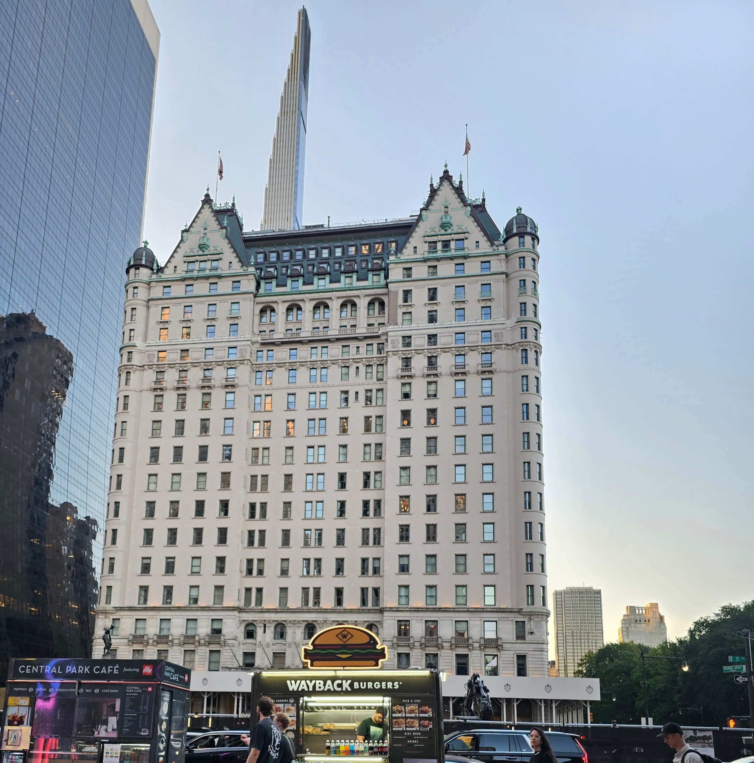 VIP만 즐길 수 있는 호텔 서비스 - 프라이빗 셰프, 개인 헬기, 개인 비서