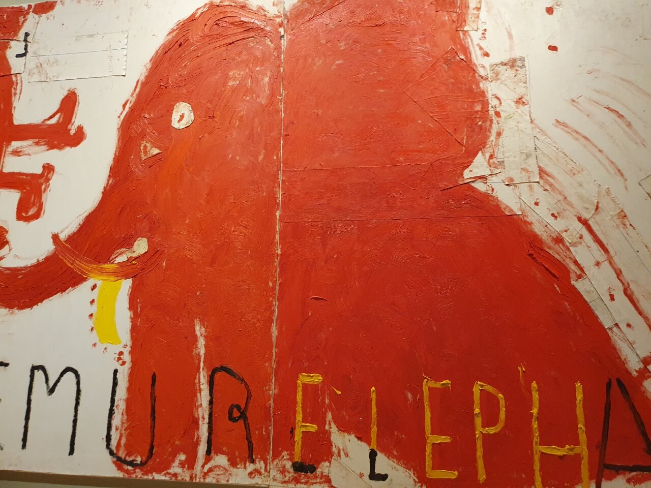 로즈와일리전-코끼리