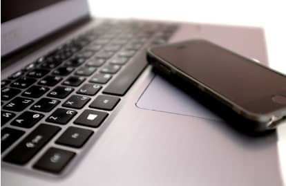 보이지않는 전자기파가 내 피부에 미치는 영향