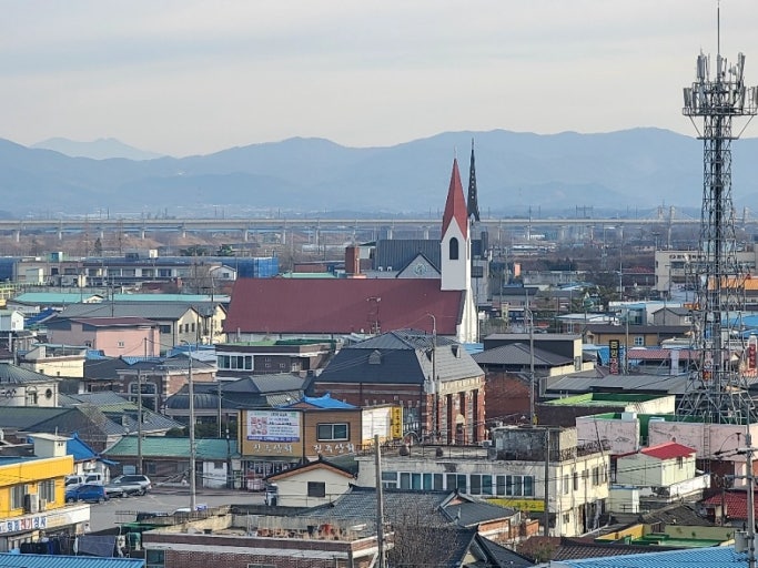 강경읍내와 강경 천주교회 사진