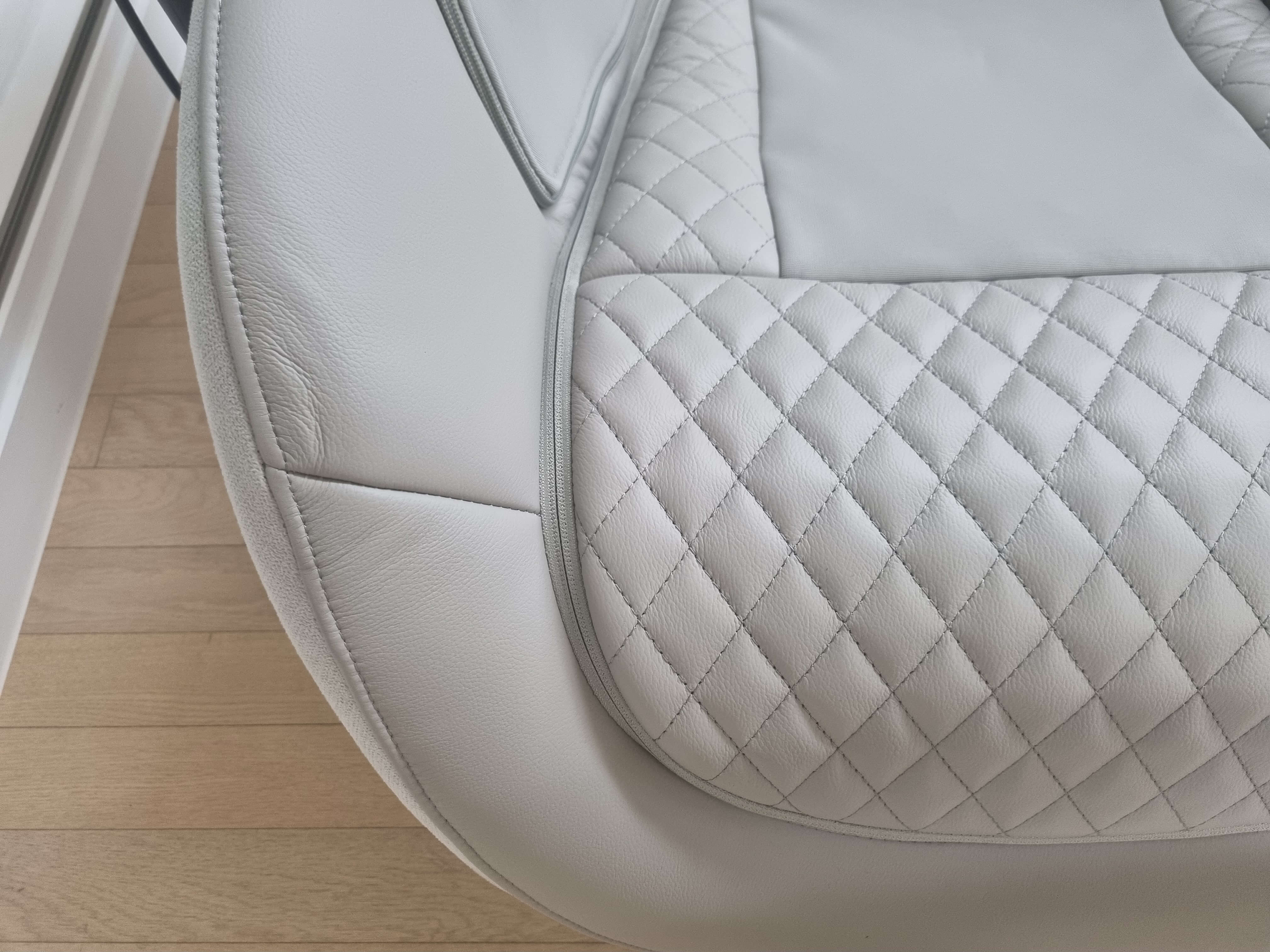 세라젬-안마의자-모습