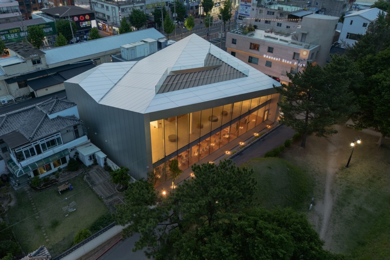 유현준 건축가가 설계한 경주 오아르 미술관 전경