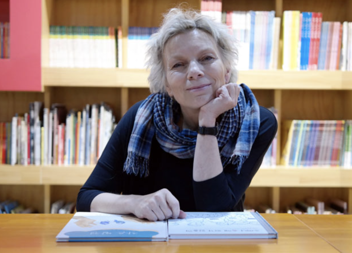 이보나흐미엘레프스카이미지