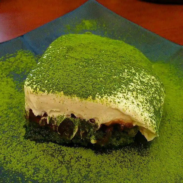 Tully’s Coffee &amp; Tea KITTE Marunouchi