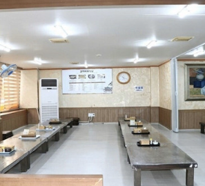 감자바우장칼국수