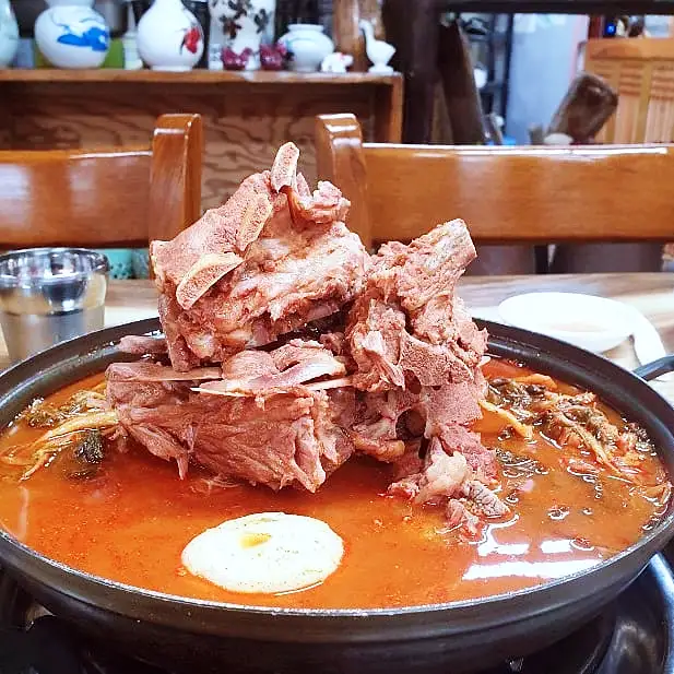 생방송오늘저녁 평택 소사벌 뼈다귀 감자탕 끝판왕 산더미 뼈탑 전골 맛집 추천