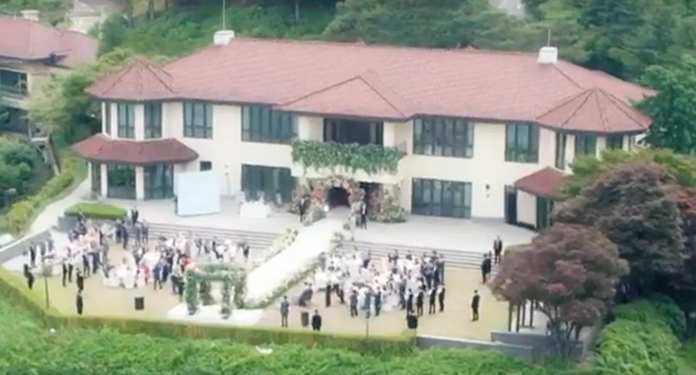 눈물의 여왕 결혼식 워커힐 애스톤 하우스