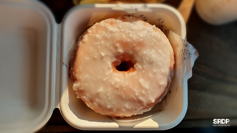 올드페리도넛-용산-한남점-메뉴-추천-피넛버터-올드페리도넛-보관-올드페리-주차-서울-3대-도넛