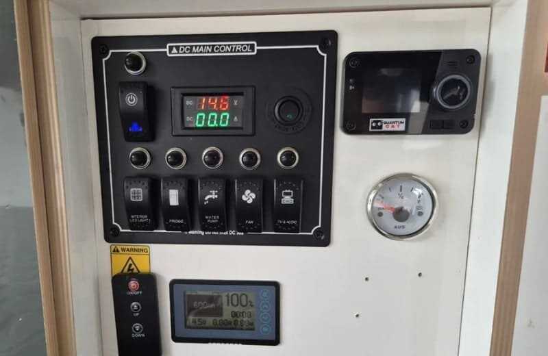 스타렉스 캠핑카 중고차