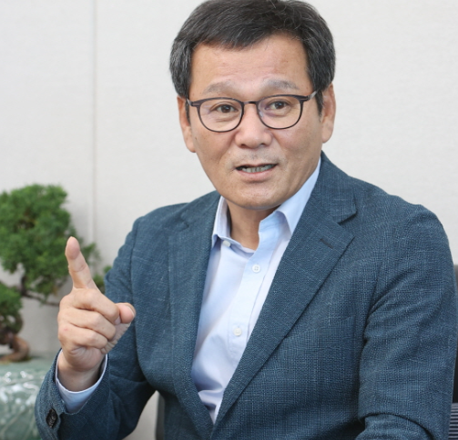 강릉 시장 김홍규