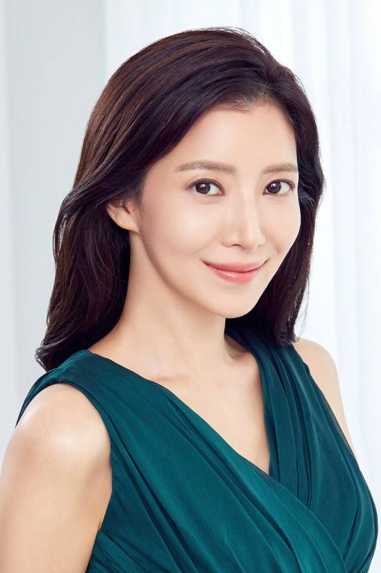 배우 윤세아