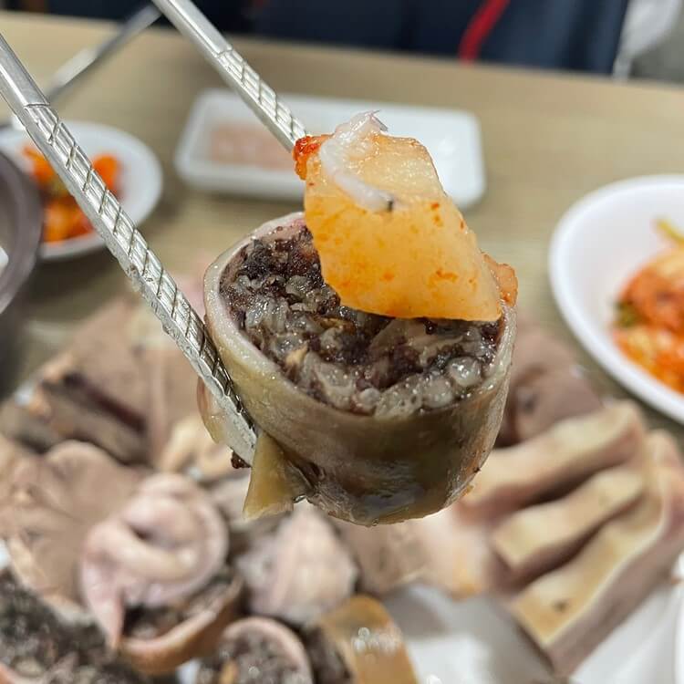 산수갑산-깍두기