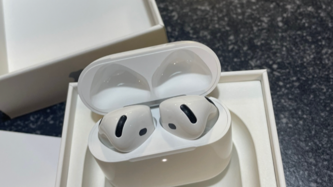 Airpods 4세대 개봉 사진
