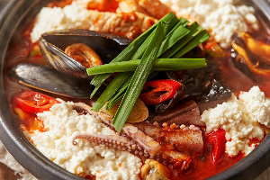 강릉짬뽕순두부 동화가든 본점