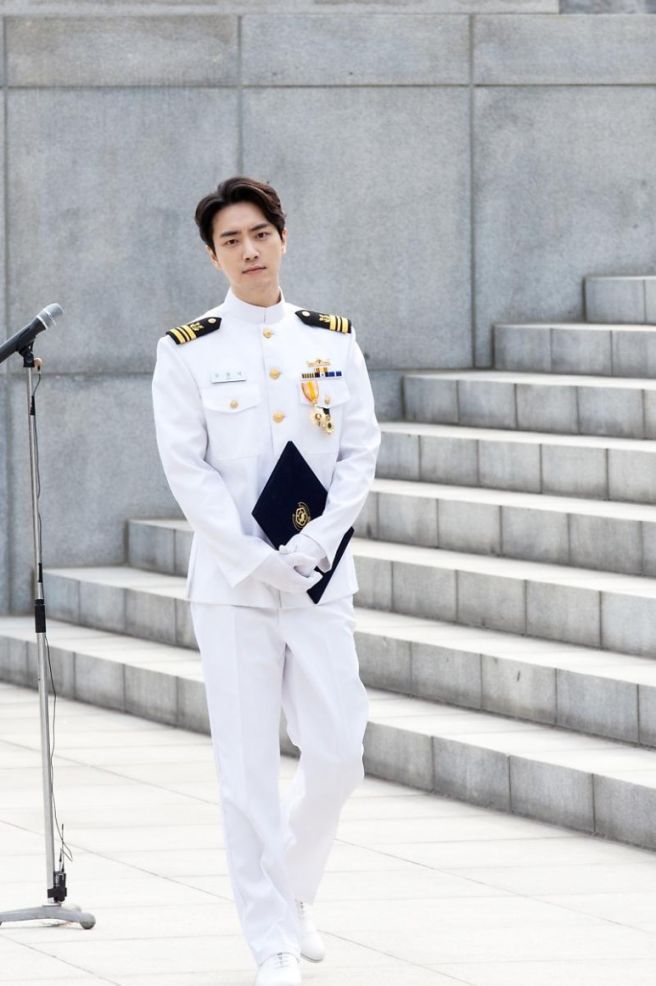 배우 이준혁 프로필