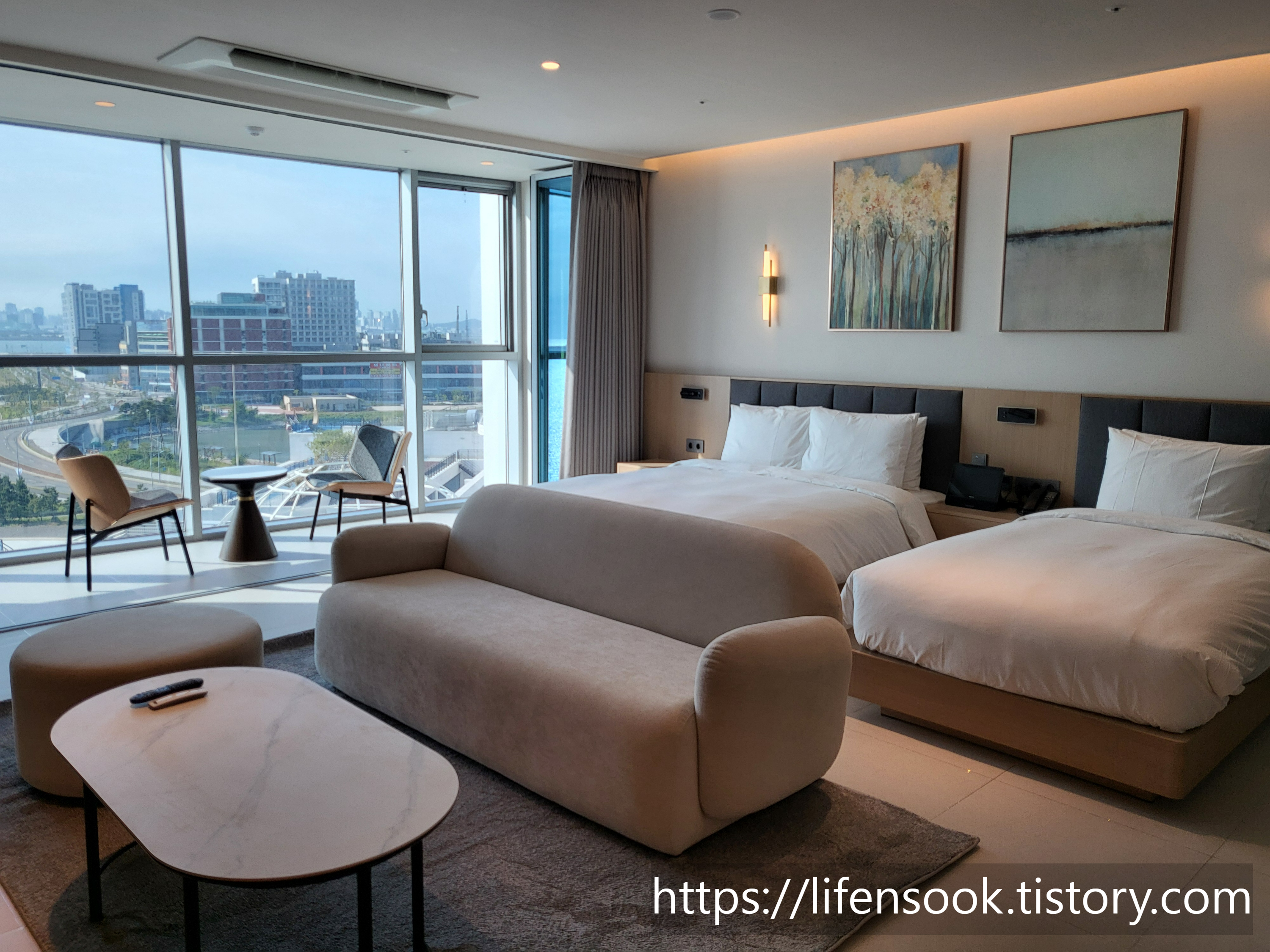 웨이브엠 호텔 웨스트 오션 웨이브 트윈룸 3