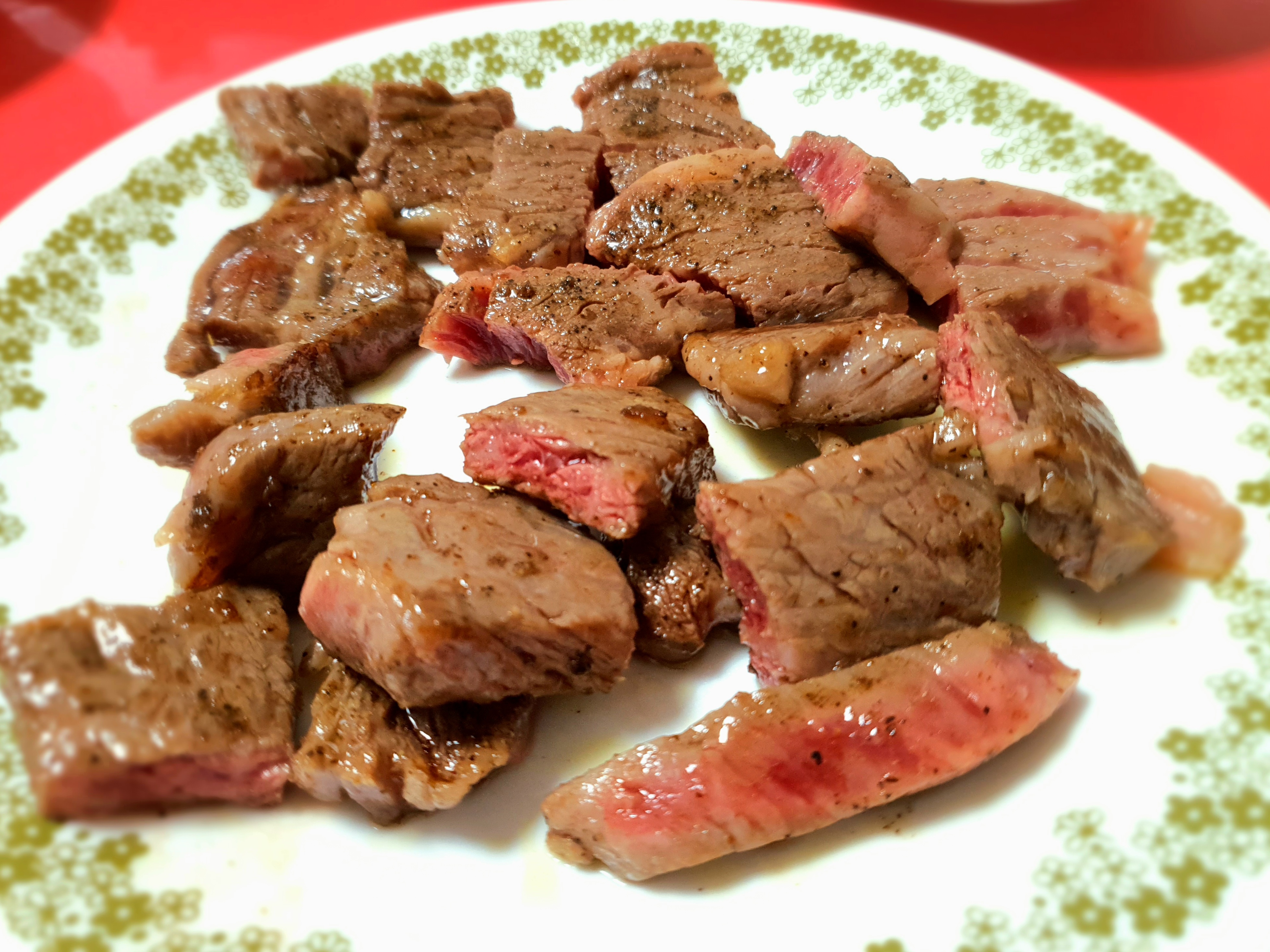 등심을-맛있게-구웠습니다.