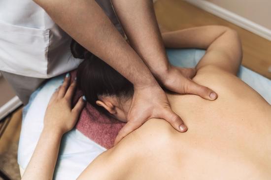 승모근 없애는 운동: 긴장 완화와 날씬한 목 라인을 위한 루틴