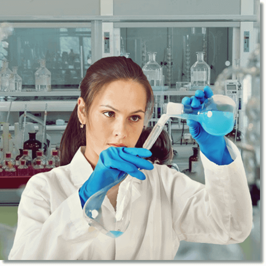 말단비대증 진단, 혈액 검사하는 과학자