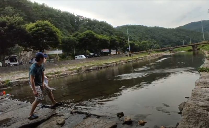 루나군의 물수제비 실력